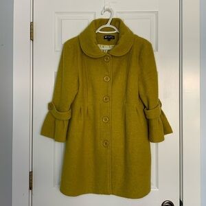 Papillon Yellow Swing Coat Women’s Medium Flared Sleeves Large Buttons Retro Fun
